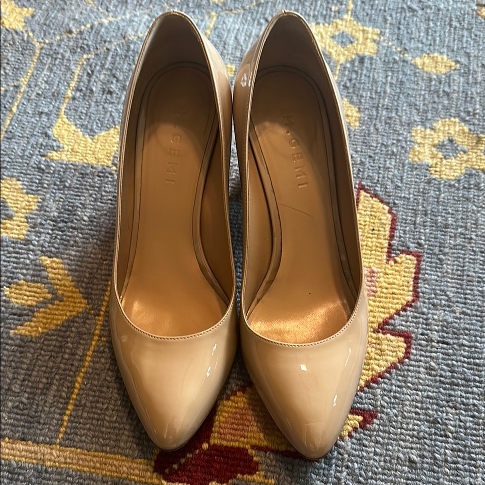 M. Gemi Beige Pumps